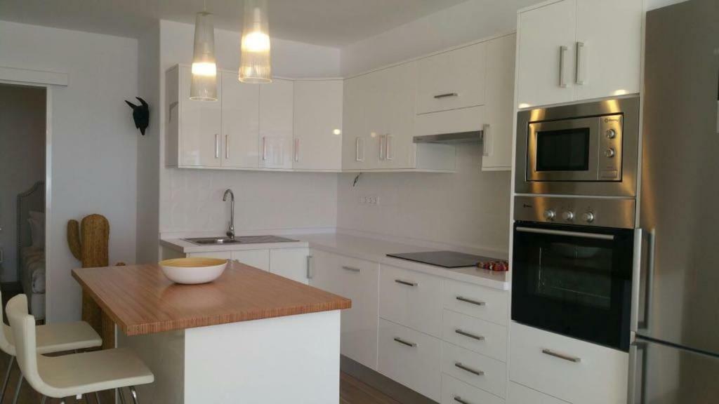 Beachfront Los Cristianos Διαμέρισμα Arona  Εξωτερικό φωτογραφία