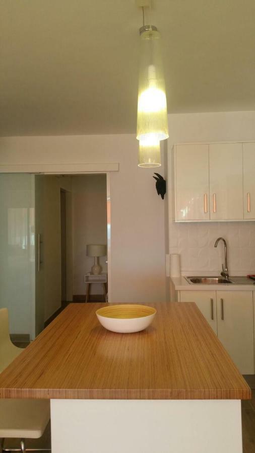 Beachfront Los Cristianos Διαμέρισμα Arona  Εξωτερικό φωτογραφία