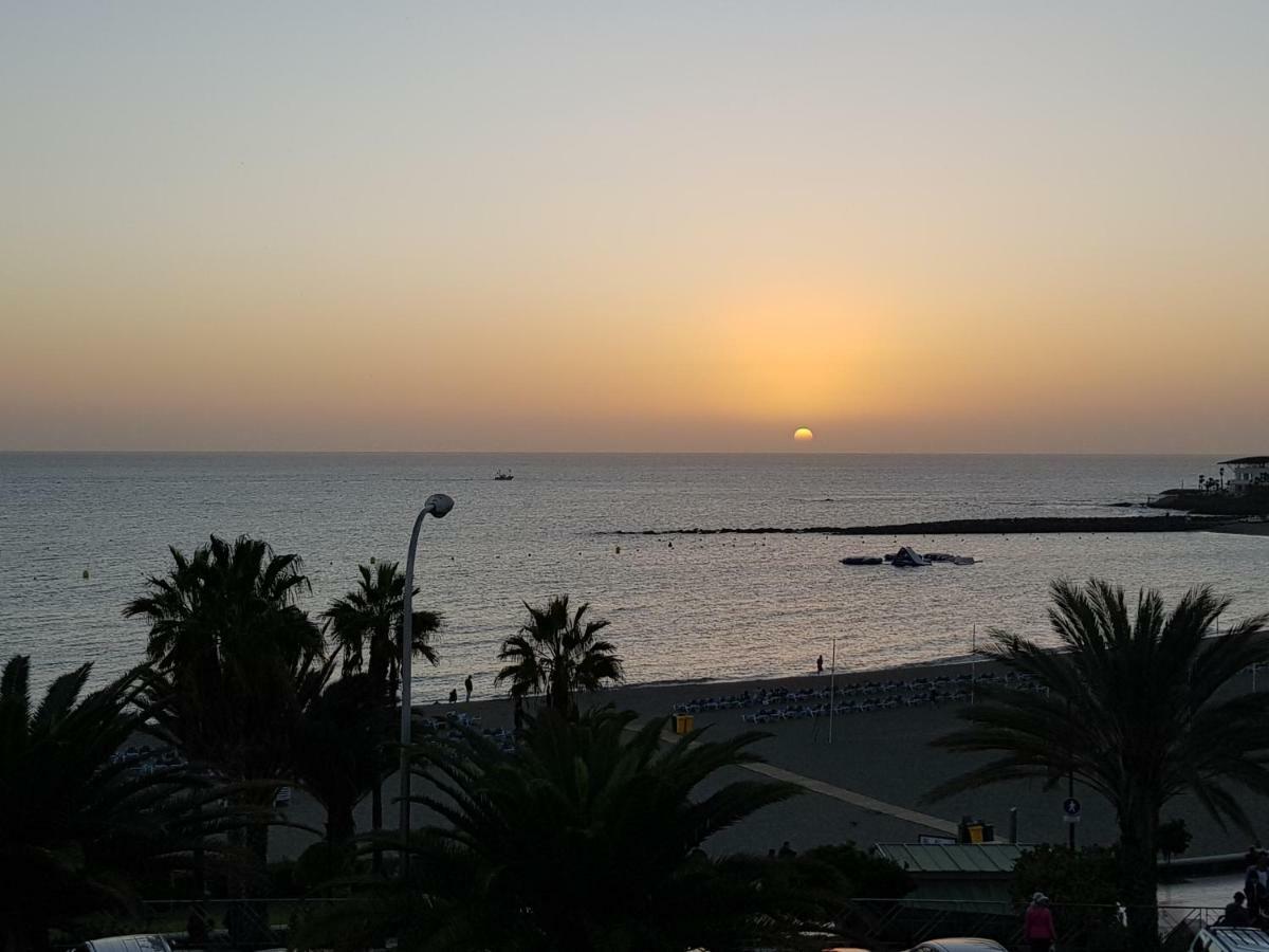 Beachfront Los Cristianos Διαμέρισμα Arona  Εξωτερικό φωτογραφία